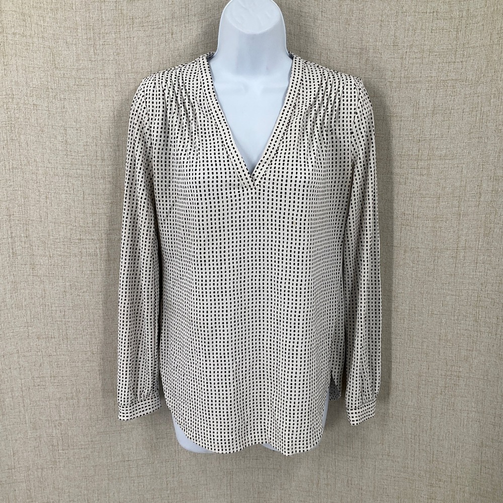 Ann Taylor Blouse Womens Small White Black Dotted V-Neck Classic Workwear Top